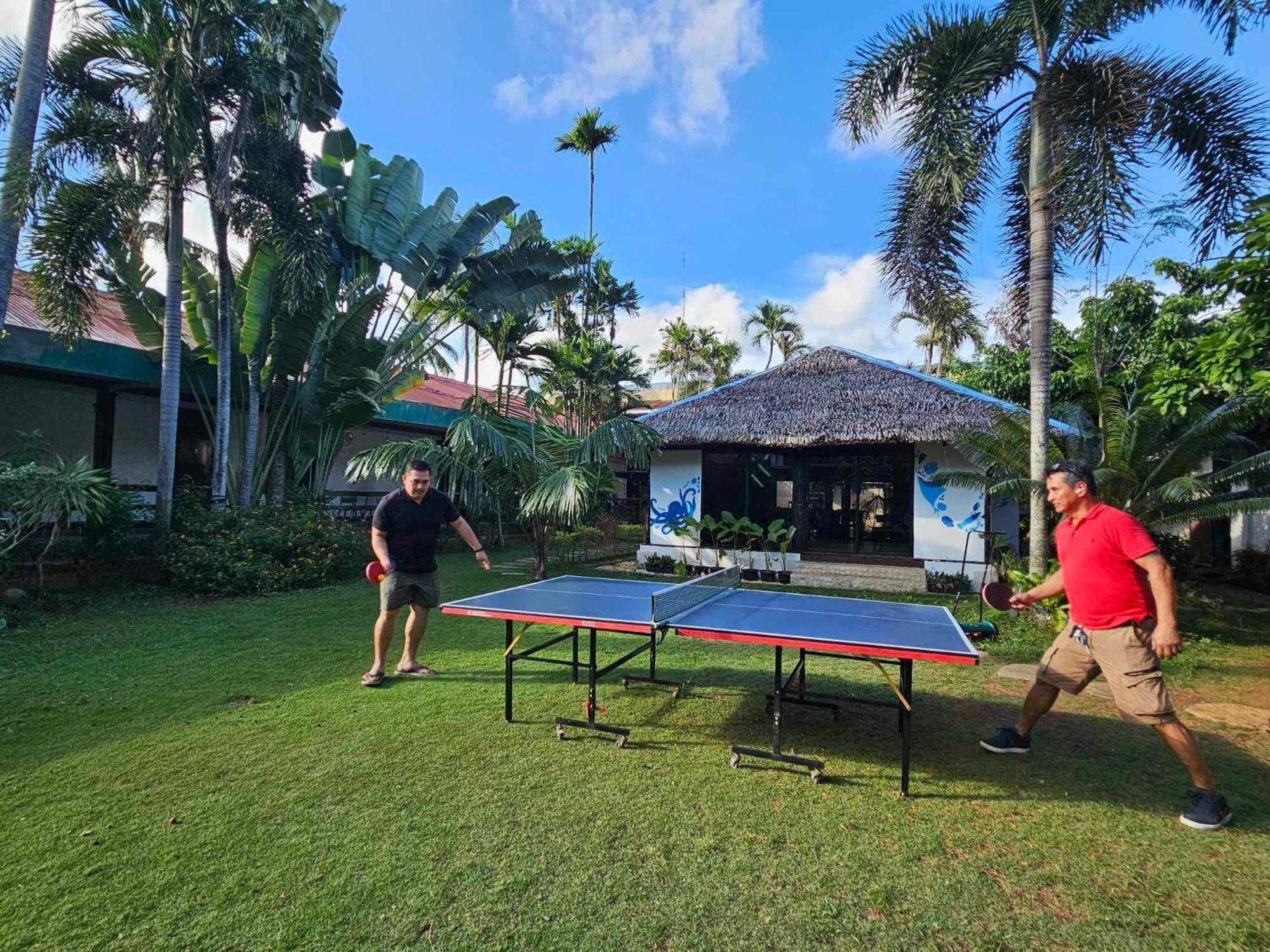 Reef Hostel Puerto Princesa Екстер'єр фото